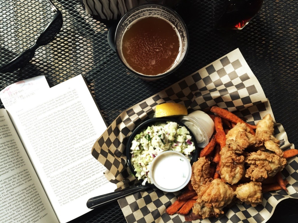 fresh oysters, sweet potato fries, amber ale and an anthology. Lunch of champions.